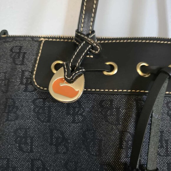 EUC Dooney & Burke Signature Monogram Shoulder Bag with matching Wallet - Picture 14 of 14